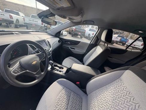 Used 2023 Chevrolet Equinox LT image 15