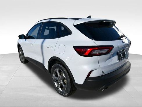 Used 2025 Ford Escape ST-Line AWD/4WD image 7