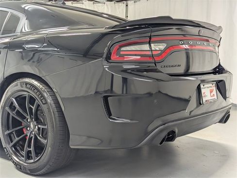 Used 2021 Dodge Charger Scat Pack w/ Dynamics Package image 28