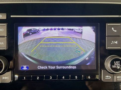 Used 2018 Honda CR-V LX image 21