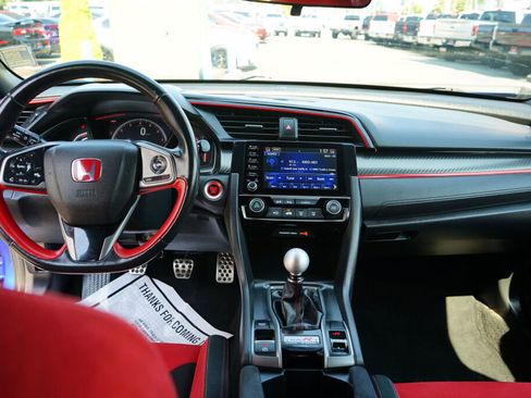 Used 2019 Honda Civic Type R image 15