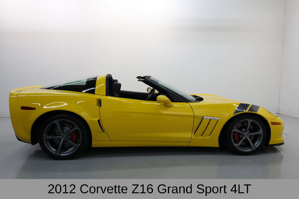 Used 2012 Chevrolet Corvette Grand Sport w/ 4LT Preferred Equipment Group RWD image 4