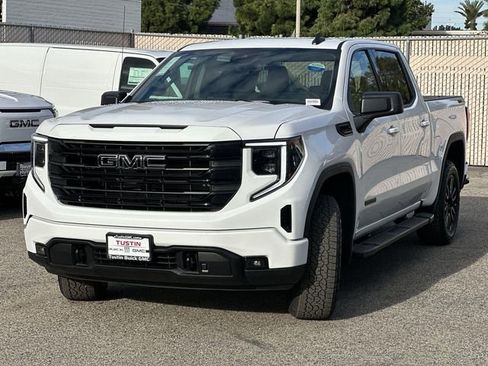 New 2026 GMC Sierra 1500 Elevation image 6