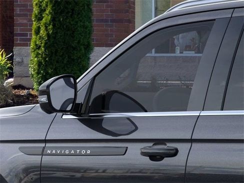 New 2025 Lincoln Navigator L Black Label image 20