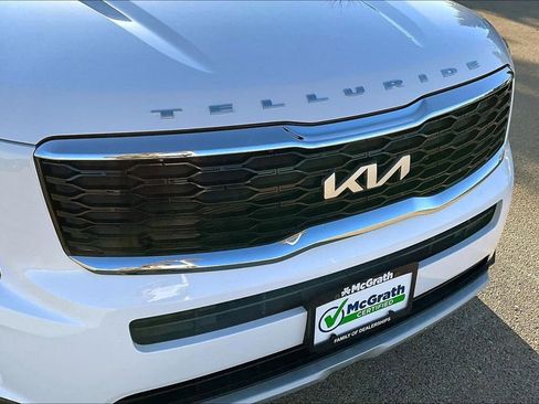 Used 2022 Kia Telluride LX image 28