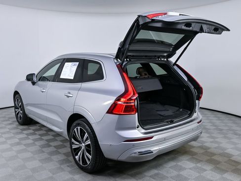 Certified 2023 Volvo XC60 B5 Plus w/ Protection Package Premier AWD/4WD image 32