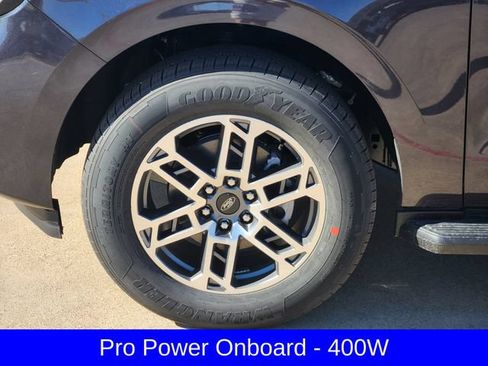 New 2026 Ford Expedition Active RWD image 10