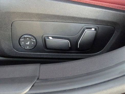 Used 2026 BMW 330i Sedan w/ Convenience Package image 4