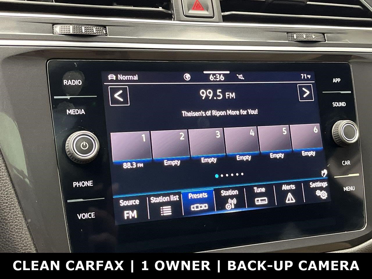 Used 2022 Volkswagen Tiguan SE AWD/4WD image 18