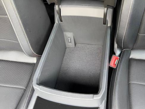 Used 2023 Volkswagen Atlas SE FWD image 50