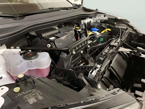 Used 2024 Audi Q4 e-tron Premium Plus w/ Premium Plus image 11