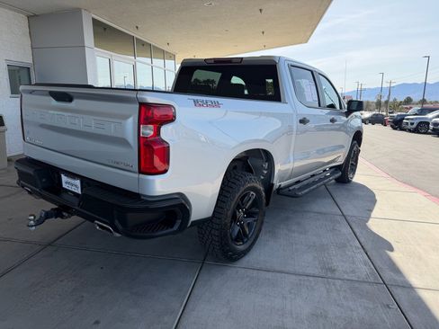 Used 2020 Chevrolet Silverado 1500 Custom Trail Boss w/ Custom Convenience Package image 3