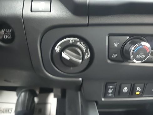 New 2026 Nissan Frontier SV image 26