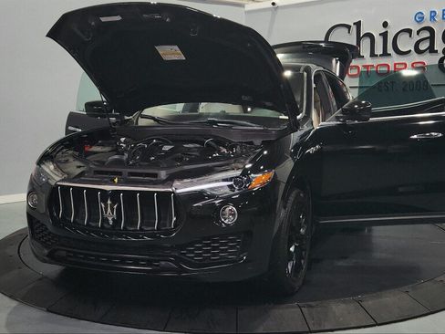 Used 2019 Maserati Levante AWD/4WD image 17