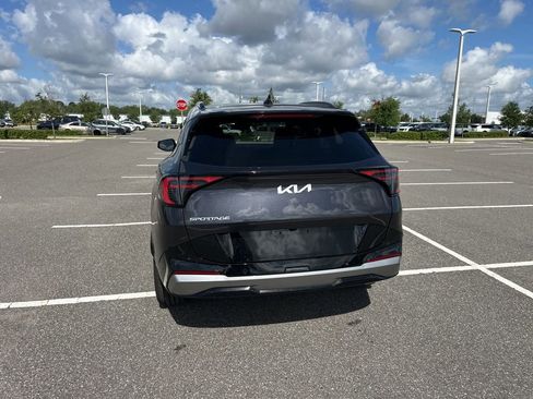 Certified 2026 Kia Sportage SX FWD image 9