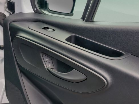 New 2025 Mercedes-Benz Sprinter 2500 image 17