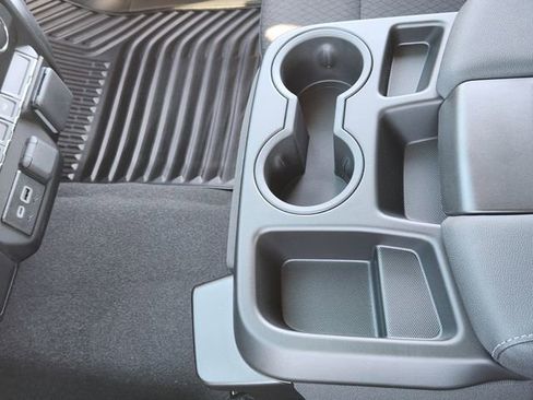 New 2026 Chevrolet Silverado 1500 Custom RWD image 17