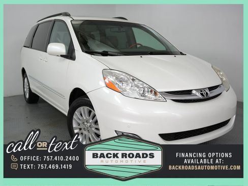 Used 2010 Toyota Sienna XLE Limited image 1