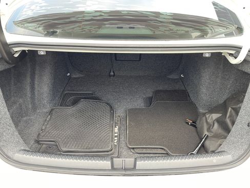 Used 2012 Volkswagen Jetta SE image 6