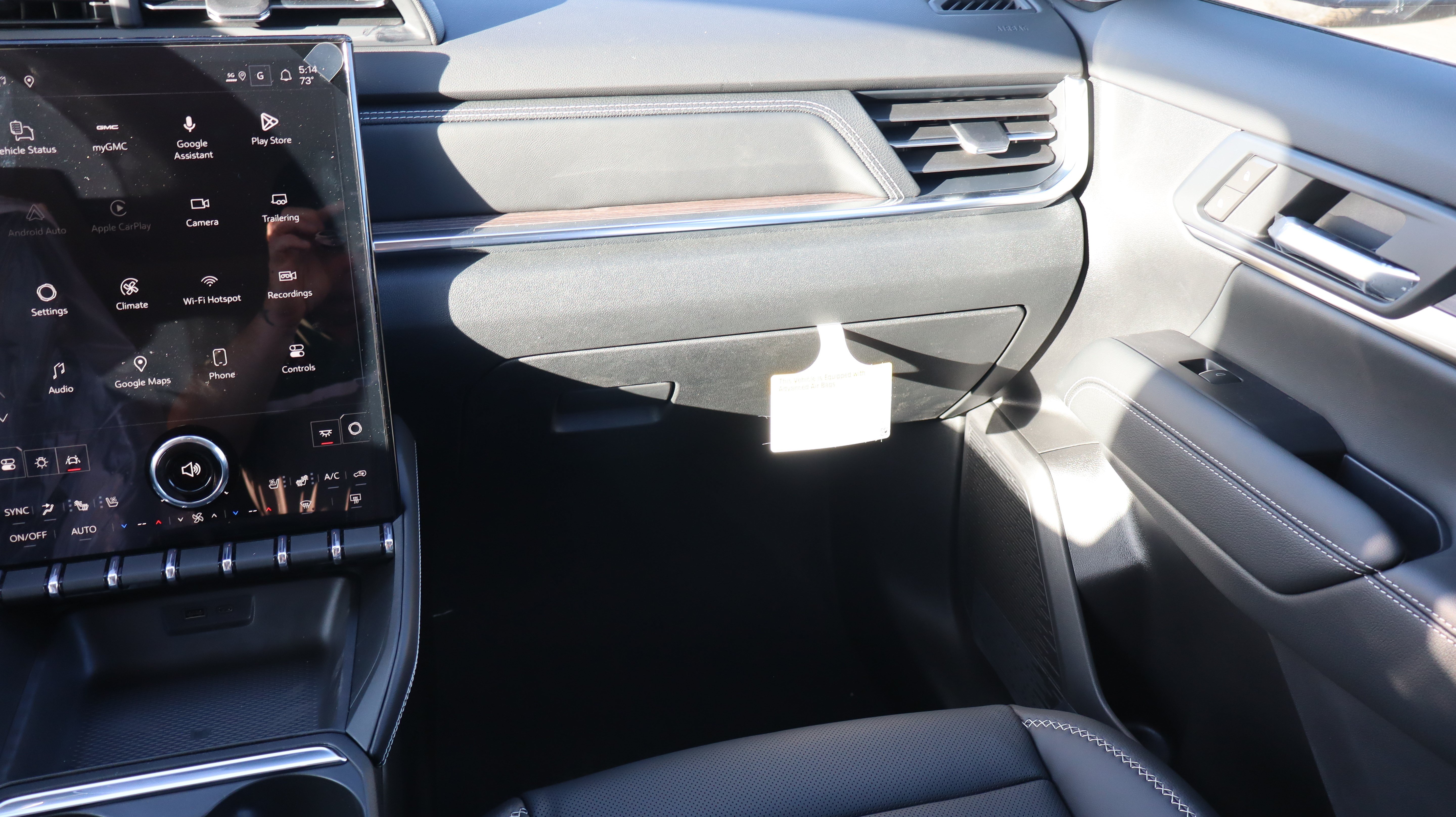 New 2027 GMC Terrain Denali w/ LPO, Floor Liner Package AWD/4WD image 10