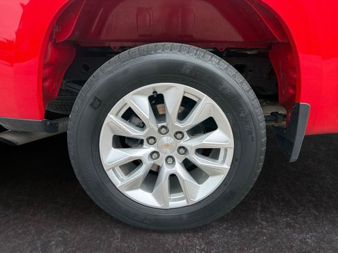 Used 2024 Chevrolet Silverado 1500 Custom AWD/4WD image 27