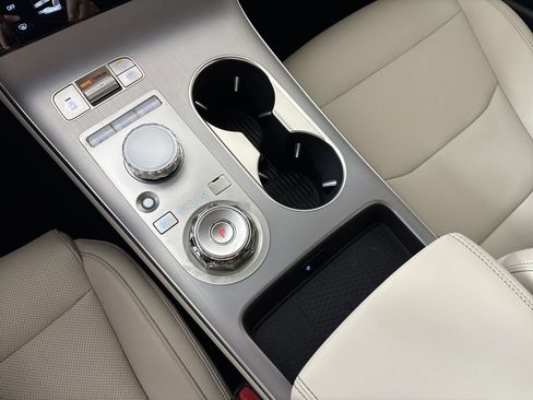 New 2026 Genesis GV70 2.5T Select AWD/4WD image 22