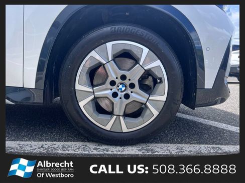 Used 2024 BMW X1 xDrive28i AWD/4WD image 35