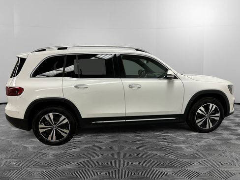 Used 2025 Mercedes-Benz GLB 250 4MATIC image 6