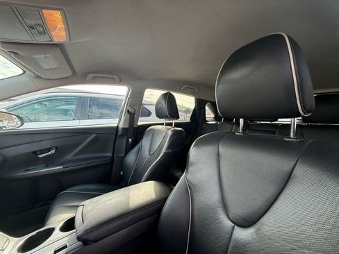 Used 2015 Toyota Venza XLE image 5