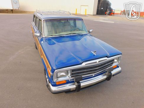 Used 1989 Jeep Grand Wagoneer image 35