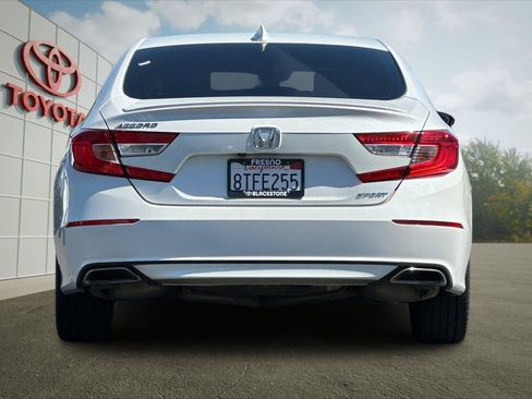 Used 2020 Honda Accord Sport image 4