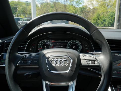 Used 2021 Audi Q8 Premium Plus w/ Premium Plus Package AWD/4WD image 25