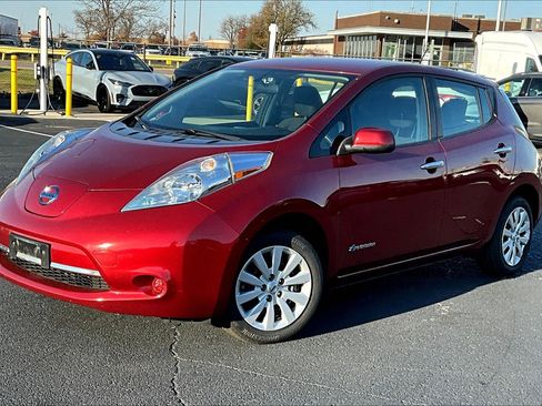 Used 2015 Nissan Leaf S w/ Charge Package image 7