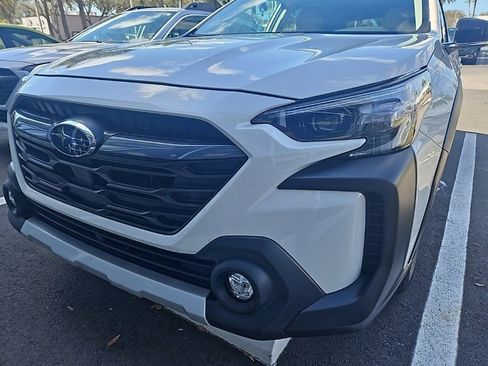 Certified 2023 Subaru Outback Limited image 5