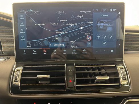 Used 2023 Lincoln Navigator Black Label AWD/4WD image 18