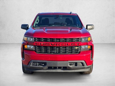 Used 2022 Chevrolet Silverado 1500 Custom image 2