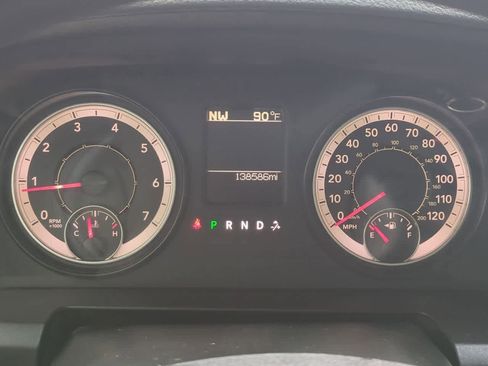 Used 2016 RAM 1500 Classic SLT RWD image 29