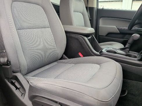 Certified 2021 Chevrolet Colorado W/T w/ WT Convenience Package image 19