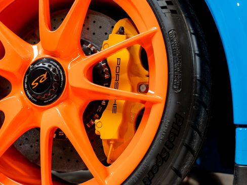 Used 2011 Porsche 911 GT3 RS RWD image 4