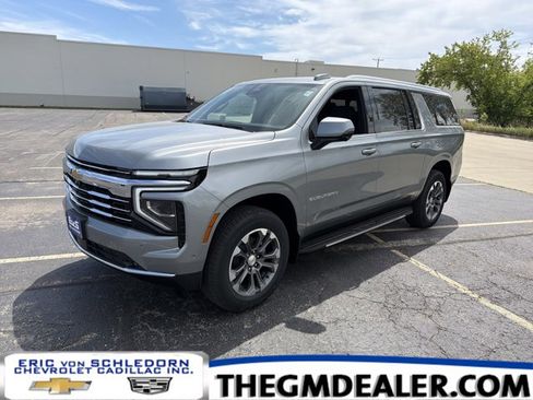 New 2026 Chevrolet Suburban LT w/ Comfort Package AWD/4WD image 1