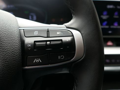 Used 2023 Kia Sportage EX AWD/4WD image 15