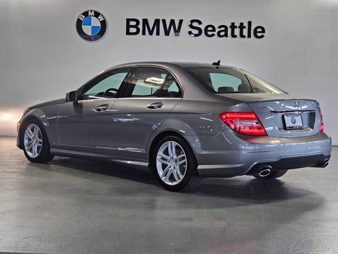 Used 2013 Mercedes-Benz C 300 Sport image 4