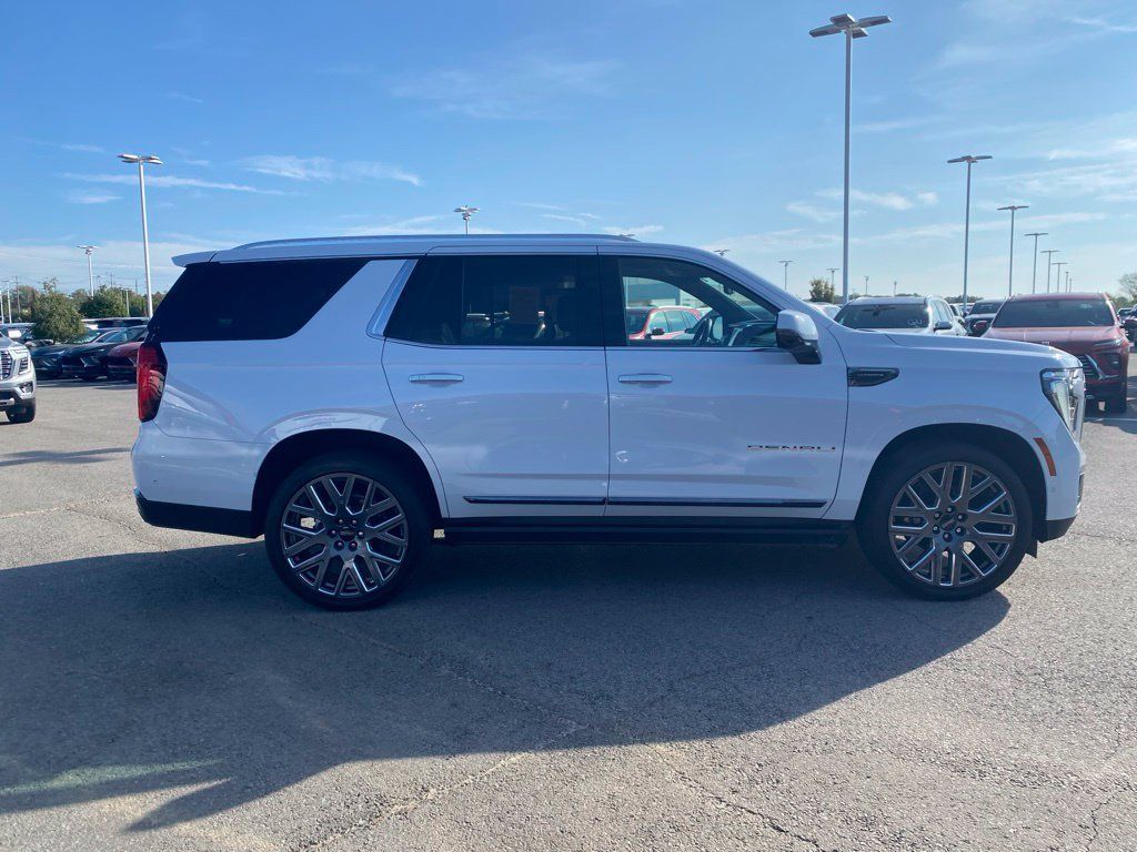 Used 2026 GMC Yukon Denali Ultimate AWD/4WD image 5