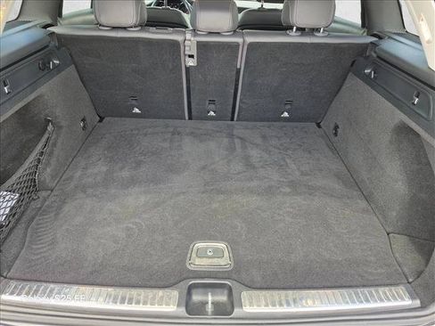 Used 2022 Mercedes-Benz GLC 300 image 6