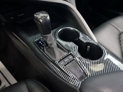 Used 2022 Toyota Camry SE image 36