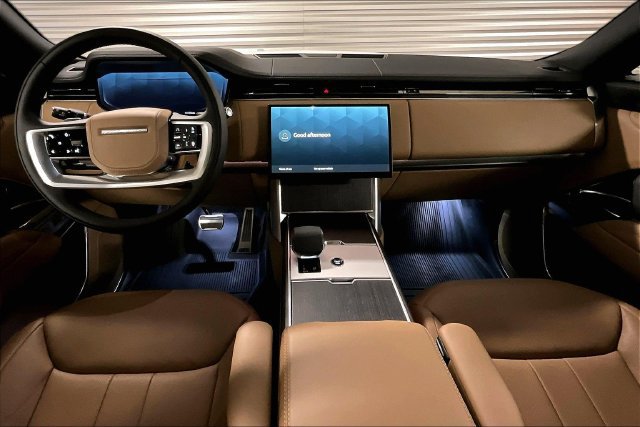 New 2026 Land Rover Range Rover Long Wheelbase SE AWD/4WD image 6