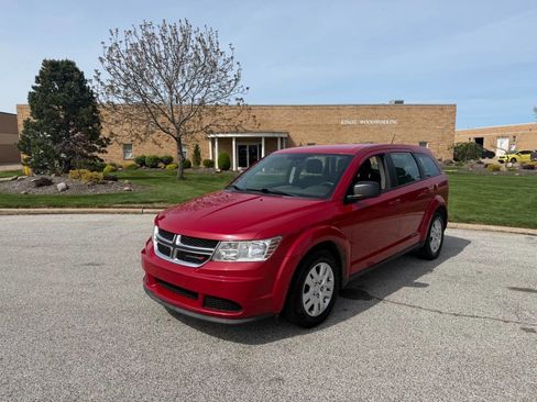 Used 2013 Dodge Journey American Value Package w/ Flexible Seating Group FWD image 1