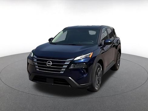 Used 2025 Nissan Rogue SV FWD image 5