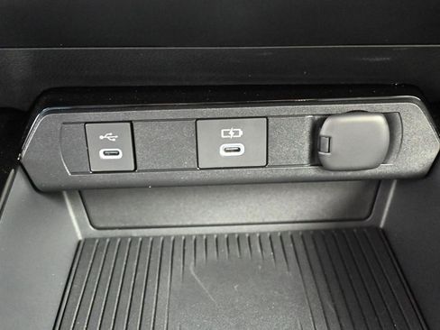 Certified 2026 Toyota Prius AWD image 22