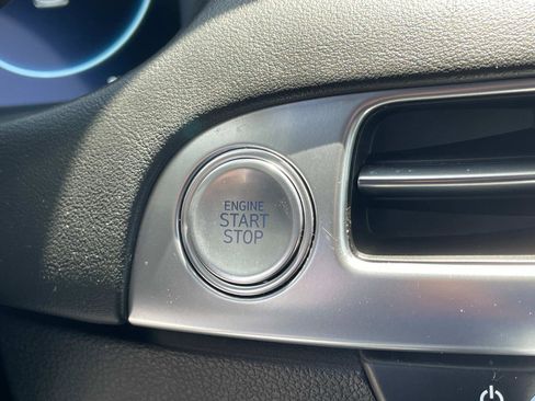 Used 2025 Hyundai Palisade Calligraphy image 17